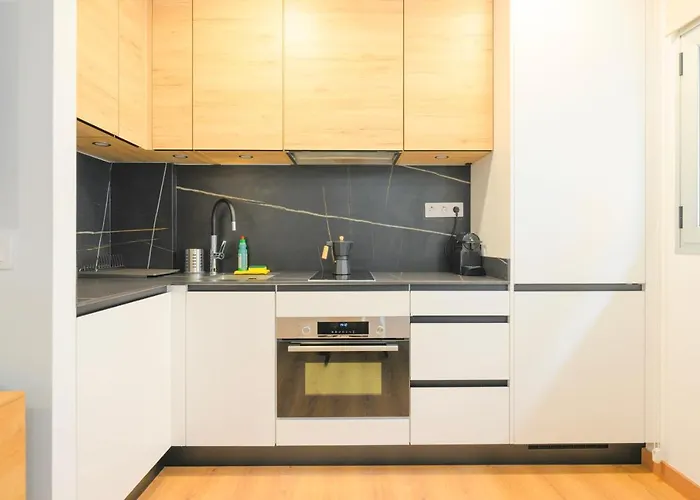 Modern Designer Steps From Canteras Las Palmas de Gran Canaria