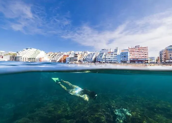 Modern Designer Steps From Canteras *