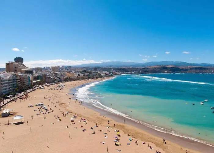 Modern Designer Steps From Canteras * Las Palmas de Gran Canaria