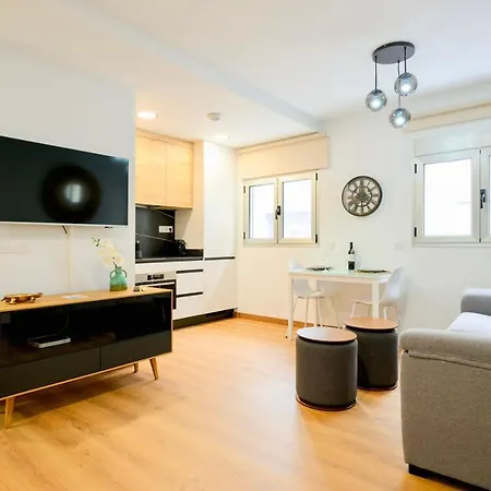 Modern Designer Steps From Canteras *