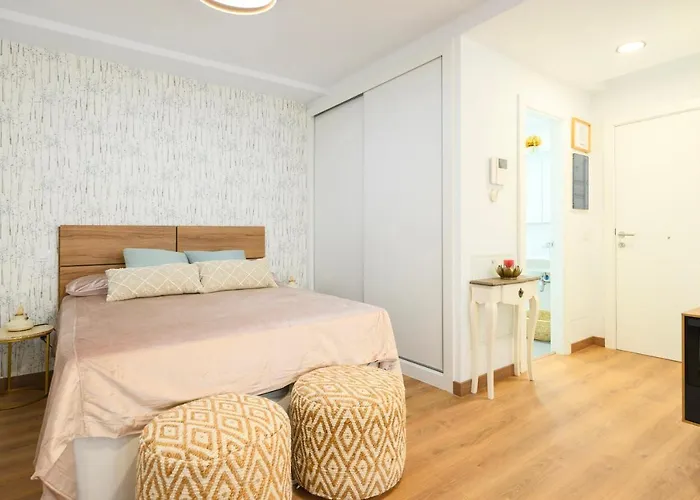 公寓 Modern Designer Steps From Canteras